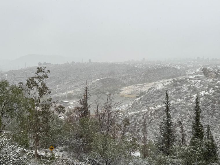 El SMN prevé nevadas en Tucumán y Catamarca, y tiempo inestable en sectores del NEA y el sur patagónico.