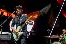 Esta nueva gira de Andrés Calamaro propone un recorrido por los grandes éxitos de su trayectoria.