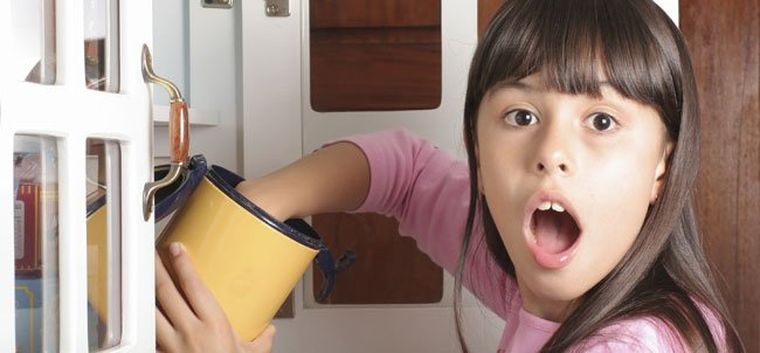 Cuando alguien los cuida, sienten que no son merecedores del afecto que reciben, y esa culpa se vuelve intolerable. Cuando alguien los cuida, sienten que no son merecedores del afecto que reciben, y esa culpa se vuelve intolerable.