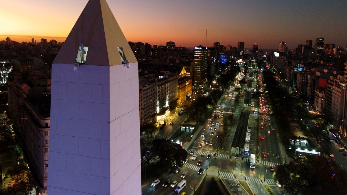 Buenos Aires celebra los 90 años del Obelisco con una gran fiesta en avenida Corrientes