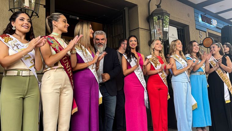 Esta noche se elegirá la nueva Reina Nacional de la vendimia.