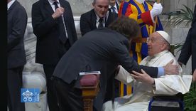 Javier Milei en su encuentro con el Papa Francisco Javier Milei en su encuentro con el Papa Francisco