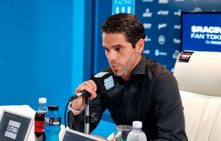 Gago fue sincero y no ocultó su molestia por el rendimiento de su equipo. Foto: Racing