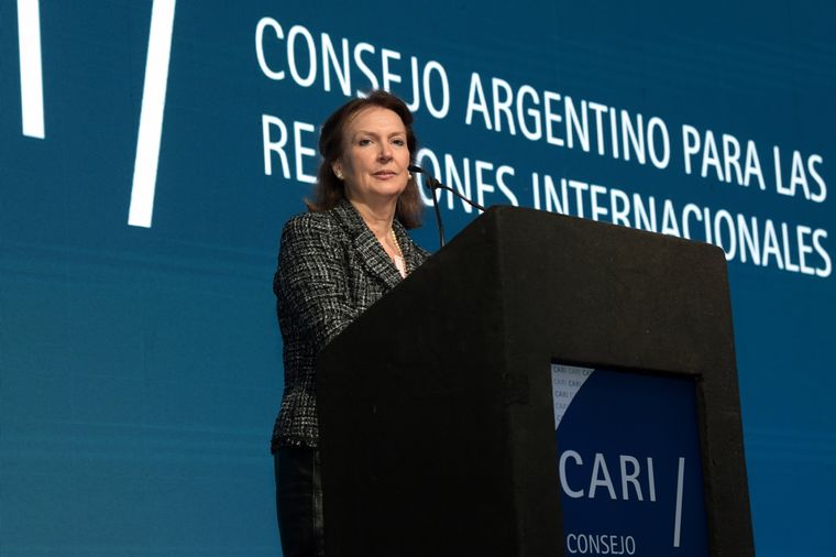 Diana Mondino dijo presente y fue una de las oradoras Foto: CARI