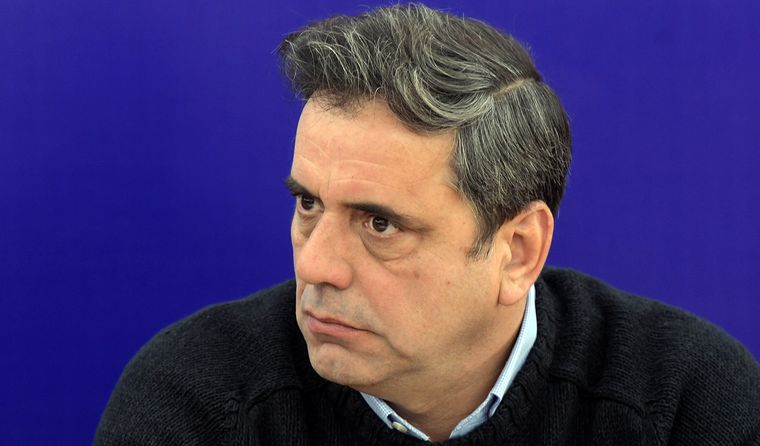 Lisandro Catalán, tucumano de 53 años, abogado y magíster en Gestión Pública, asumió como nuevo ministro del Interior tras una larga trayectoria en la administración pública.