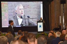 Alfredo Cornejo fue uno de los oradores en el Agasajo de Bodegas de Argentina (BdA). Foto: Maru Mena / MDZ Alfredo Cornejo fue uno de los oradores en el Agasajo de Bodegas de Argentina (BdA). Foto: Maru Mena / MDZ