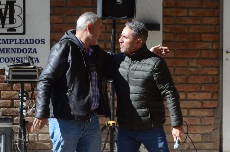 El intendente junto a Jorge Difonso Foto: Facebook Alejandro Morillas