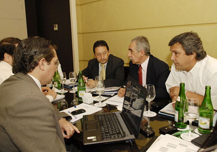 Celso Jaque y sus adláteres. Foto: Gonzalo Bravo / MDZ