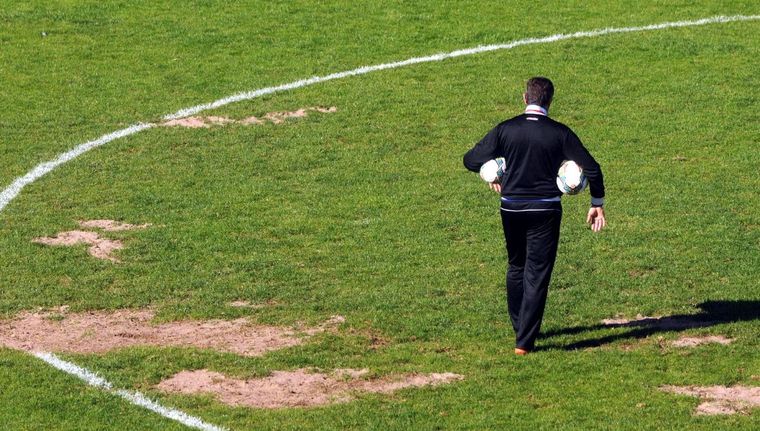 En medio de la fecha 13 del Apertura, otro técnico dejó su cargo. Foto: Archivo