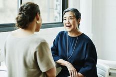 La técnica de la imitación lingüística puede ser útil en entornos profesionales y también personales.Créditos: Getty Images