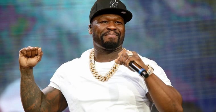 50 Cent encendió la polémica al lanzar un micrófono al público Foto: 50 Cent / Instagram