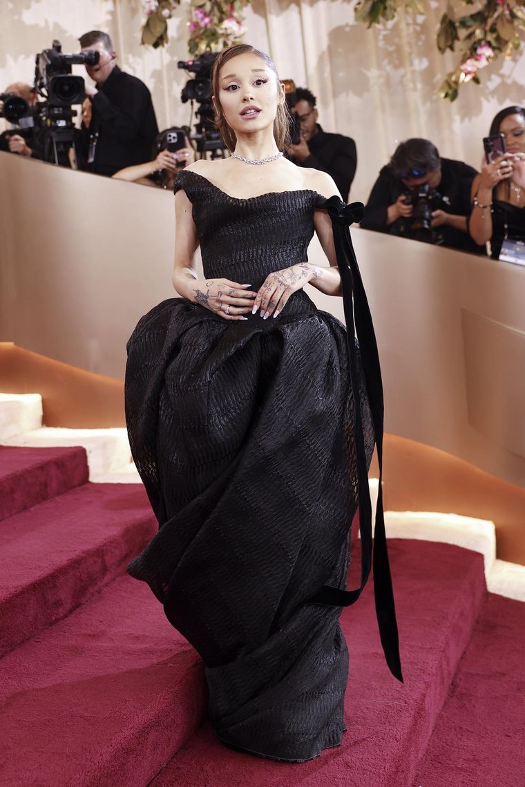 Ariana Grande. Ariana Grande.