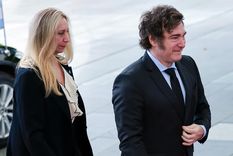 Milei llega a Francia en medio de un clima tenso. Foto: EFE