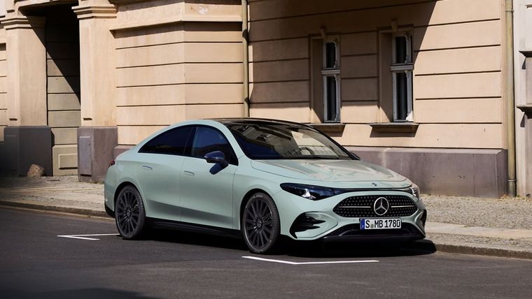 Nuevo Mercedes-Benz CLA híbrido