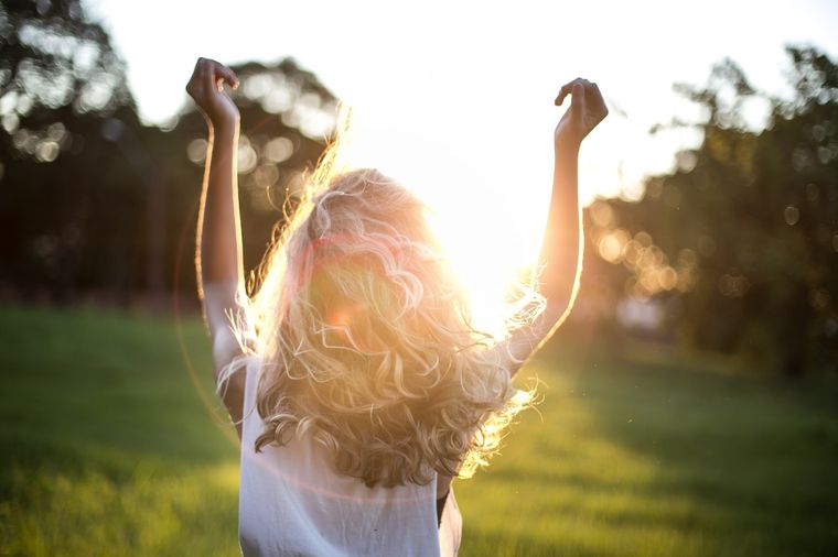 Activa tu cerebro con la luz del sol por las mañanas. Foto: Pexels