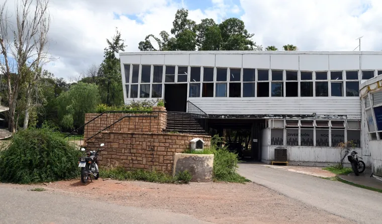 En el edificio Cuba se construyó en 1954 para la Feria de Américas.&nbsp;