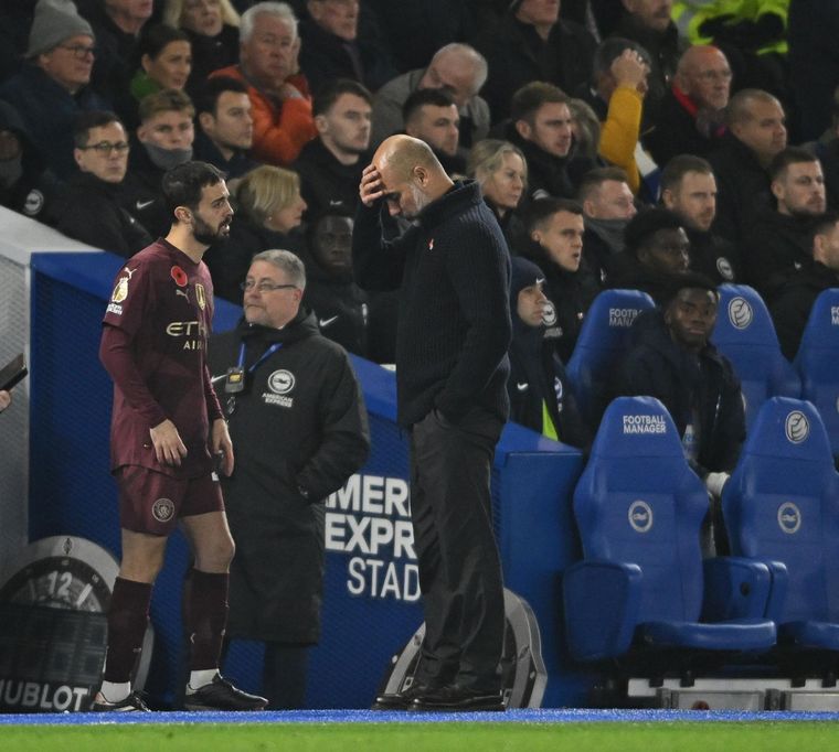 Por primera vez en su carrera, Guardiola sumó cuatro derrotas al hilo. Foto: EFE