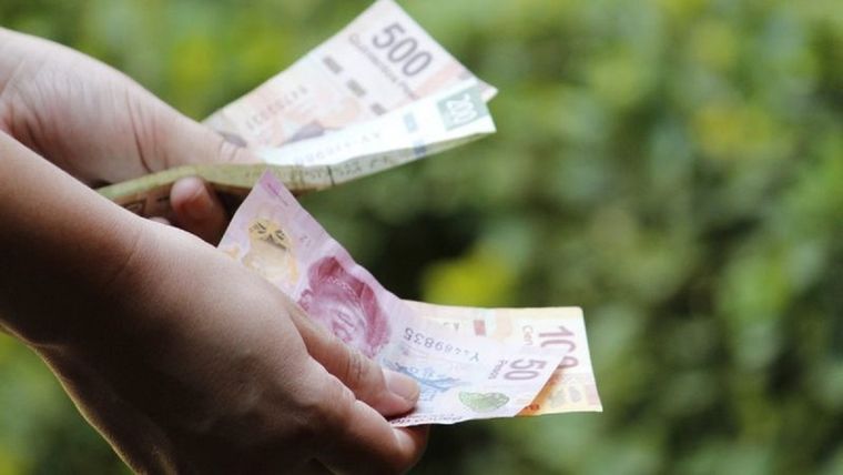El peso mexicano subió frente al dólar a niveles no vistos desde hace siete años. Foto: Getty Images