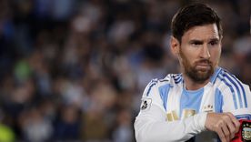 El periodista deportivo aseguró que Messi lo bloqueó en Instagram y lo desafió a un mano a mano. El periodista deportivo aseguró que Messi lo bloqueó en Instagram y lo desafió a un mano a mano.