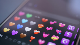 En tiempos donde gran parte de nuestras charlas ocurren en pantallas, los emojis dicen mucho más de lo que creemos. En tiempos donde gran parte de nuestras charlas ocurren en pantallas, los emojis dicen mucho más de lo que creemos.