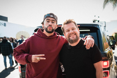 Bad Bunny y James Corden Foto: Instagram @latelateshow