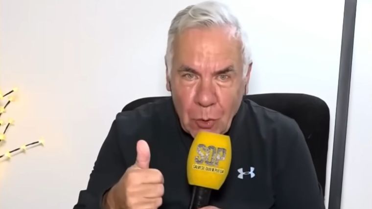 El periodista habló en un móvil de Sálvese Quien Pueda. El periodista habló en un móvil de Sálvese Quien Pueda.
