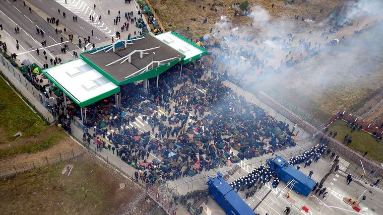 La crisis es cada vez más grave, ya hay muertos. Foto: Sky News.