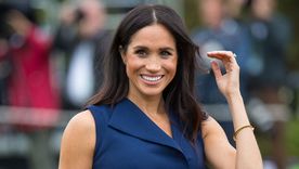 Meghan Markle Foto: InStyle -  https://imagesvc.meredithcorp.io/v3/mm/image?url=https%3A%2F%2Fstatic.onecms.io%2Fwp-content%2Fuploads%2Fsites%2F14%2F2021%2F03%2F03%2Fmeghan-markle-social-2000.jpg
