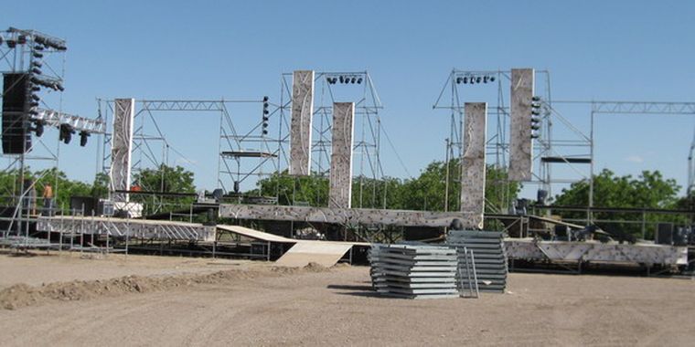 El escenario en el que mañana se realizará la Vendimia de Tupungato.
