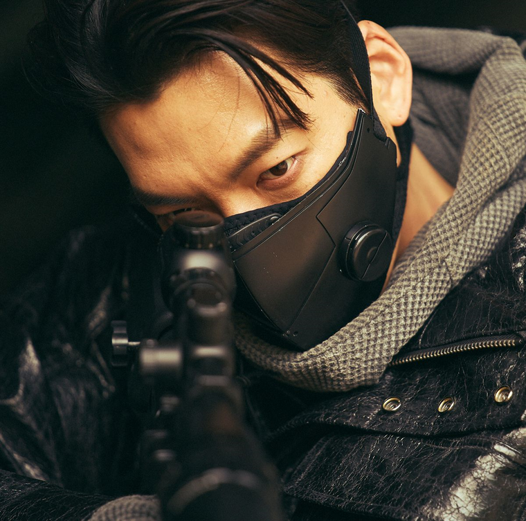 La miniserie de ciencia ficción que no te dejará despegar de Netflix Black Knight es una serie coreana de 6 capítulos dirigida por Choi Ui-seok. Foto: Netflix