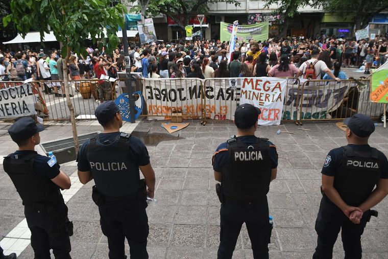 La decisión que tomará el Gobierno ante las movilizaciones antimineras.