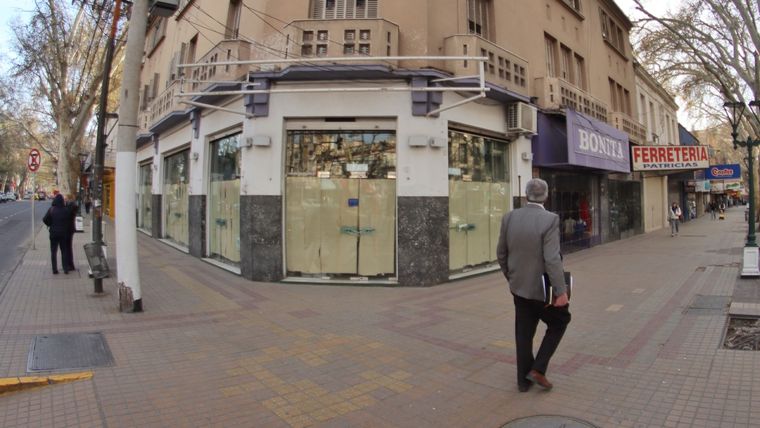 Cerró uno de los locales emblemáticos de Soppelsa Foto: Santiago Tagua / MDZ