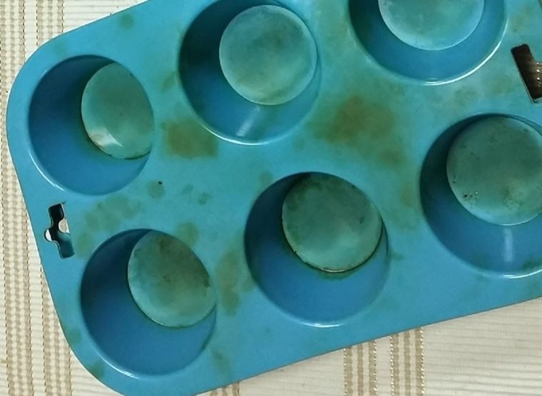 Los moldes de silicona comienzan a deteriorarse con los usos. Foto: Limpiapedia