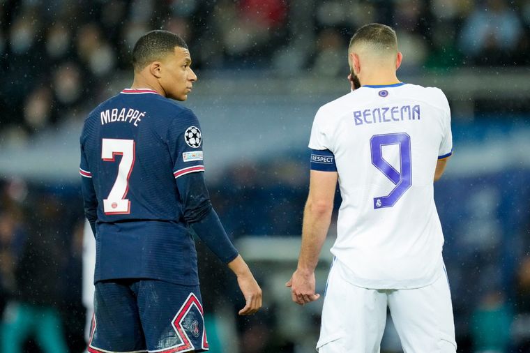 Mbappé y Benzema, en la eliminatoria que disputaron en la Champions. Foto: EFE