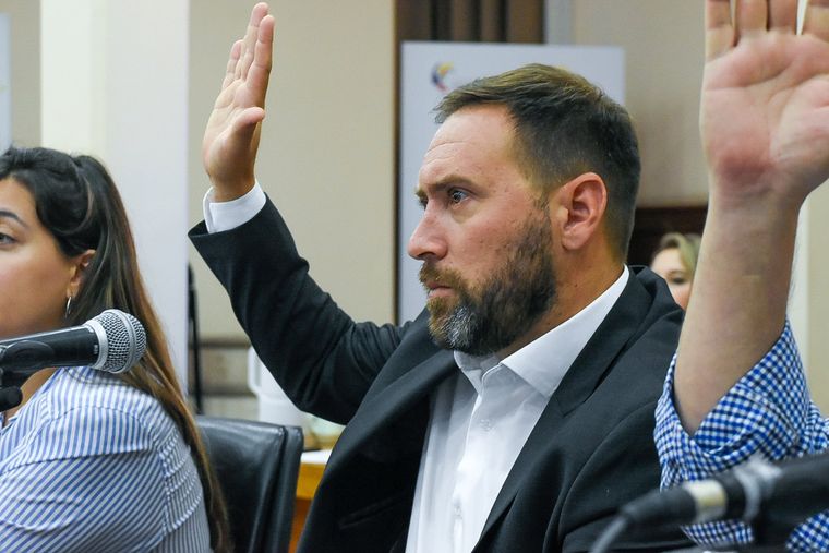 Jonatan Arce, el concejal de Bahía Blanca que renunció tras negarse a realizar un test de alcoholemia.