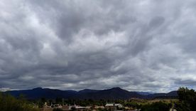 Las tormentas intesas se esperan para la tarde noche en diferentes departamentos de Mendoza. Las tormentas intesas se esperan para la tarde noche en diferentes departamentos de Mendoza.