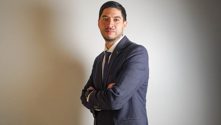 Mario Gutiérrez, integrante del Comité de Cirugía Robótica y cirujano especialista. Mario Gutiérrez, integrante del Comité de Cirugía Robótica y cirujano especialista.