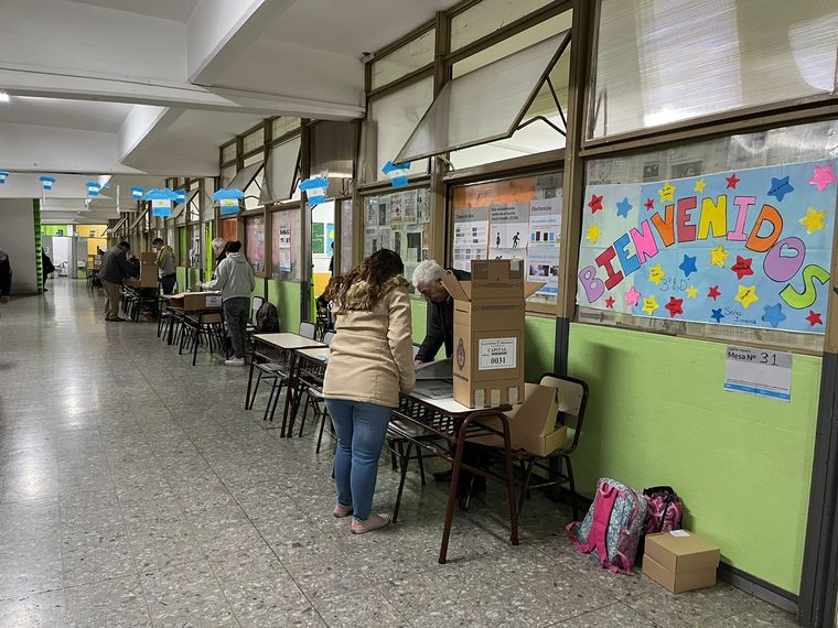 PASO en Mendoza. Imagen de archivo. PASO en Mendoza. Imagen de archivo.
