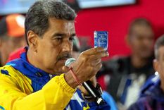 Maduro festeja y recibe el apoyo de algunos países. Foto: EFE