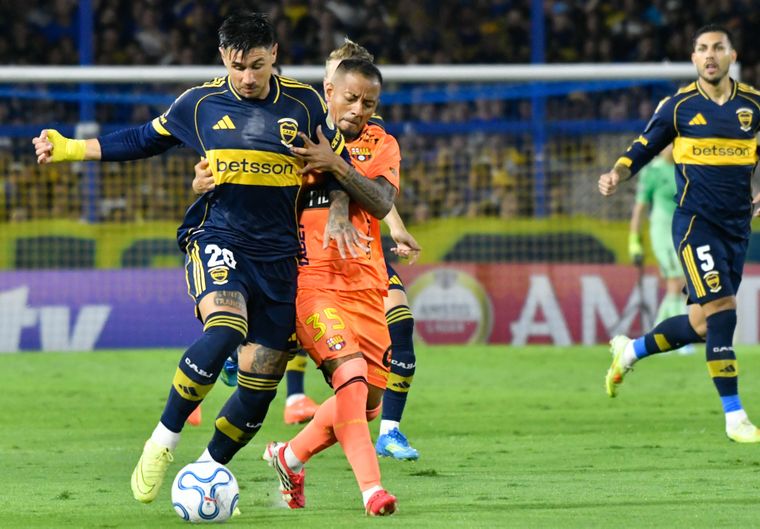 Boca visita a Barcelona de Ecuador en la previa de los playoffs del Apertura