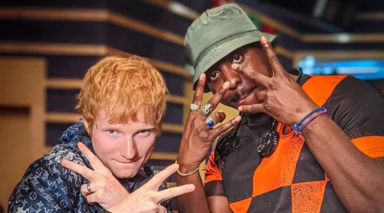 Ed Sheeran y Jamal Edwards. Foto: Maharashtrapradesh.