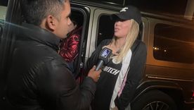 La mediática arribó al Chateau Libertador para volver a ver a las niñas, quienes pasaron siete días con el delantero.
