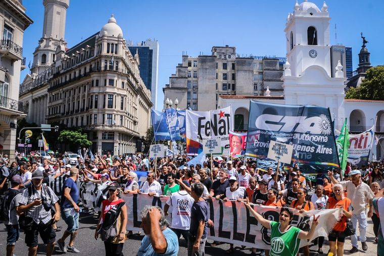 Los manifestantes llegarán hasta la Plaza de Mayo después del mediodía. Foto: CTAA