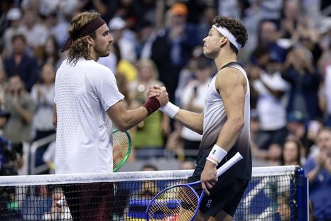 Con la caída de Tsitsipas, se cortó una histórica racha en el tenis. Con la caída de Tsitsipas, se cortó una histórica racha en el tenis.
