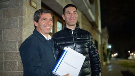 Andrés Lombardi, presidente de la UCR y Facundo Correa Llano, presdiente de La Libertad Avanza en Mendoza. 