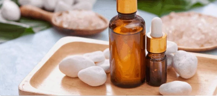 El sérum se coloca luego de limpiar la piel y antes de la crema hidratante. Foto: PiPa News - https://pipanews.com/homemade-face-serum-try-this-homemade-face-serum-for-healthy-and-glowing-skin-homemade-face-serum-try-this-homemade-face-serum-for-healthy-and-glowing-skin/