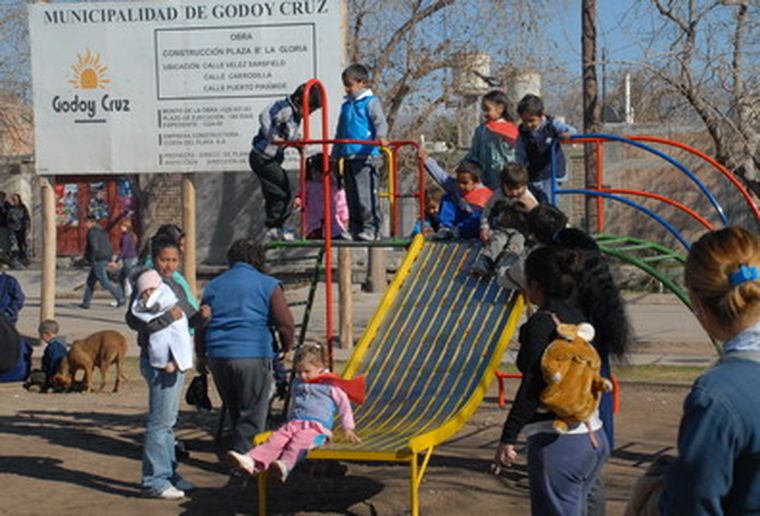 Los chicos, felices con su nuevo lugar de esparcimiento y formación. Foto: Pachy Reynoso / MDZ