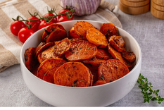 Bocado perfecto: receta de batatas al horno especiadas para acompañar todo.