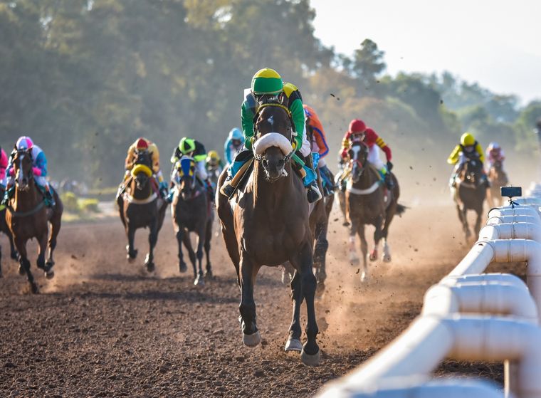 Macklin y Daniel Gómez fueron los grandes ganadores del Clásico Santo Patrono Santiago de Mendoza Foto: Gentileza José Maluf