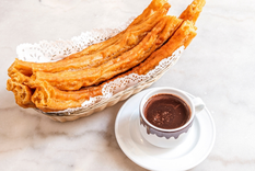 La receta de porras una delicia que tiene más de un siglo de historia en Madrid.